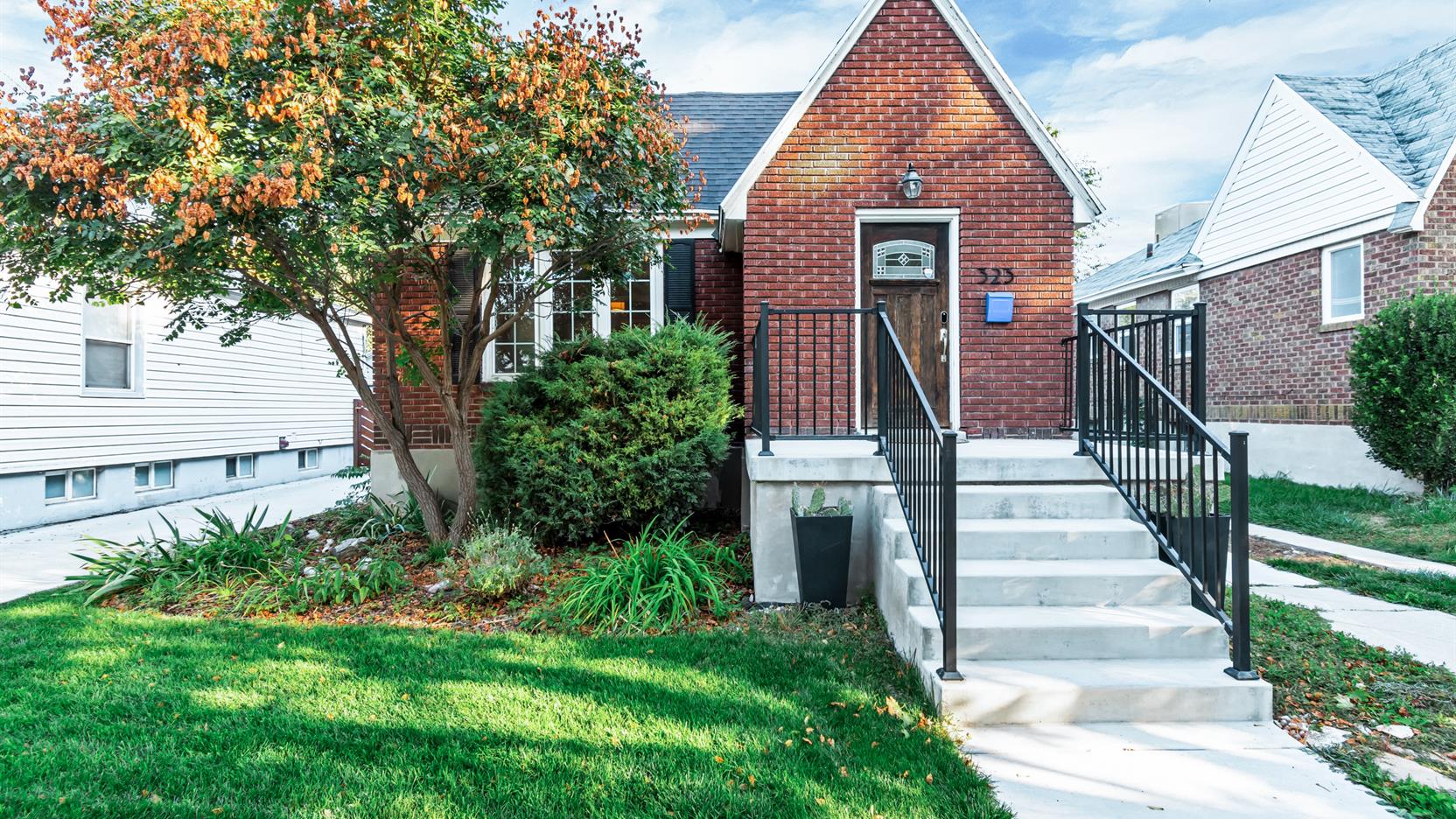 Hubbard Ave Terrific Tudor